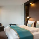 Motel One Duesseldorf Hauptbahnhof