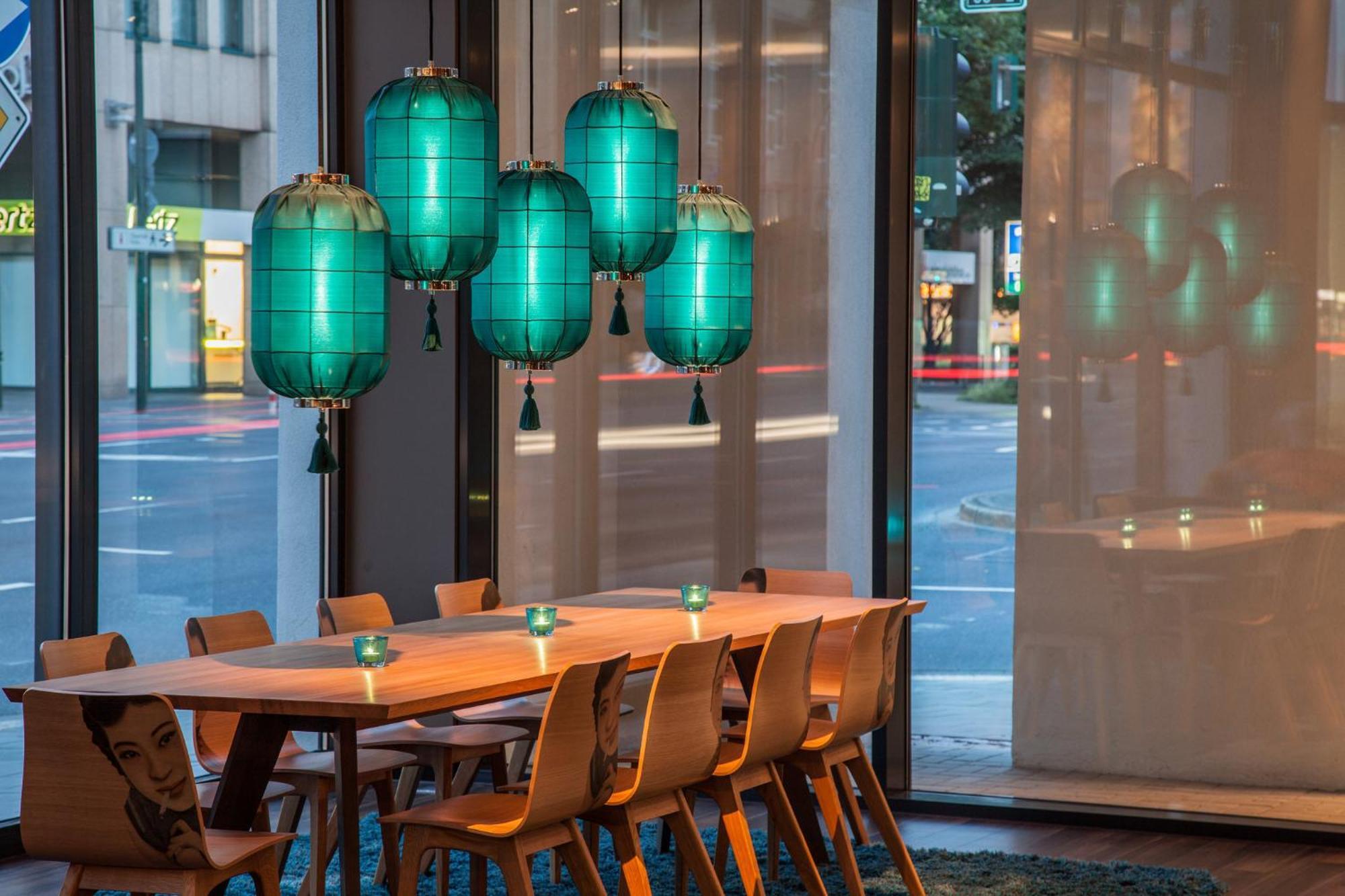 One Hauptbahnhof Hotel 3*