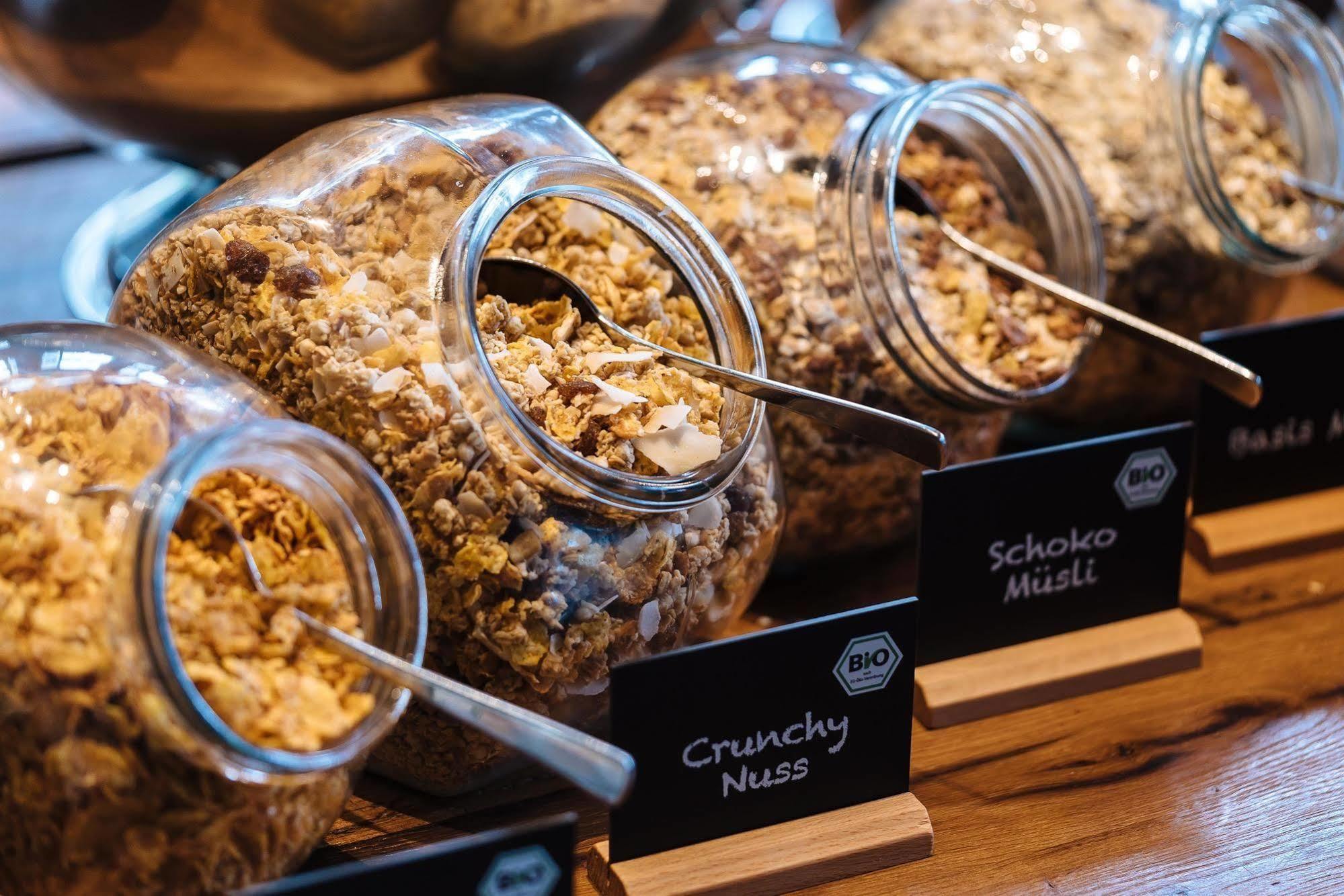 One Hauptbahnhof 3* Dusseldorf