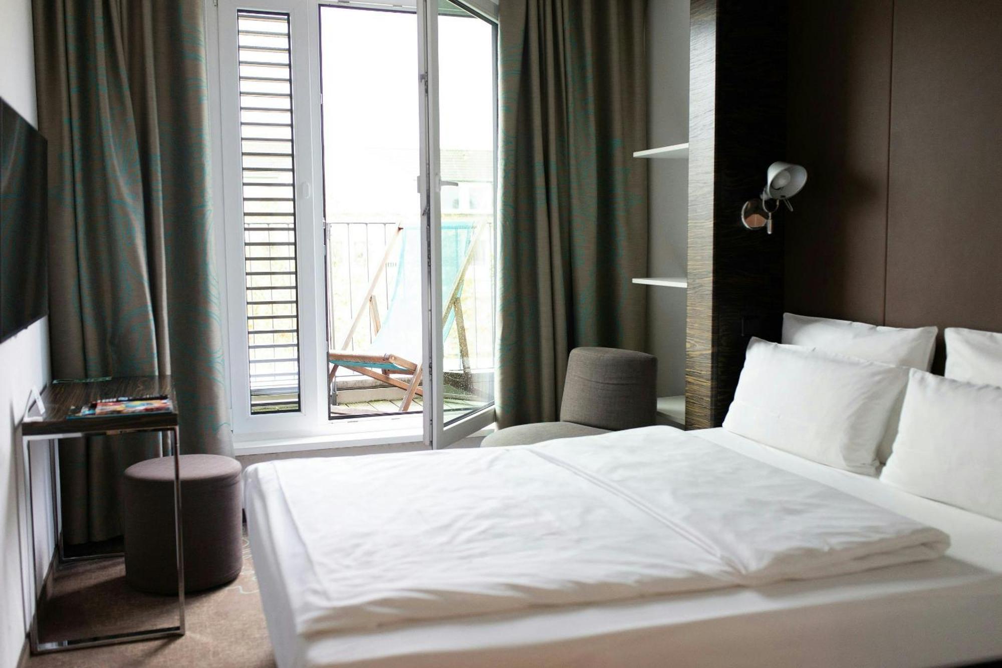 One Hauptbahnhof Dusseldorf